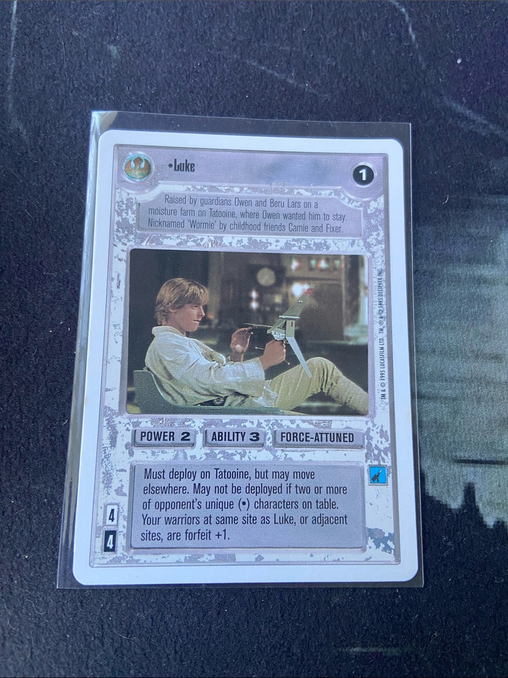 •Luke 1995 Decipher Star Wars Customizable Card Game (SWCCG)